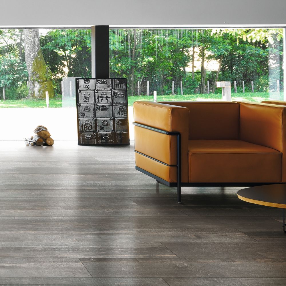 Deco wood grey tile lounge